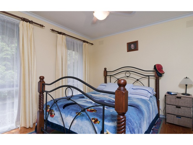 3 Churchill Drive, Mooroolbark VIC 3138