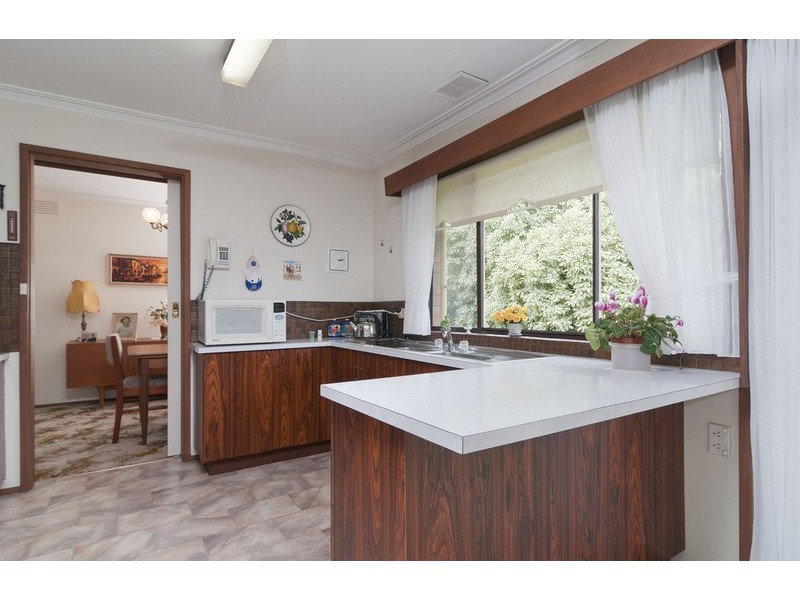 19 Greenville Street, Mooroolbark VIC 3138