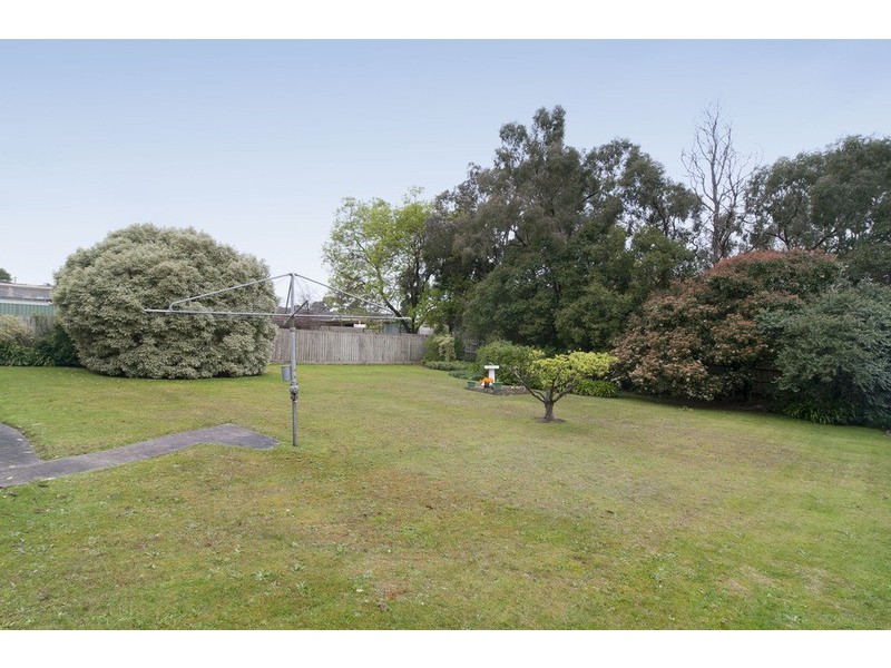 19 Greenville Street, Mooroolbark VIC 3138