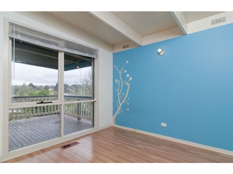 1/12 Central Avenue, Mooroolbark VIC 3138