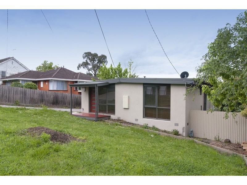 1/12 Central Avenue, Mooroolbark VIC 3138
