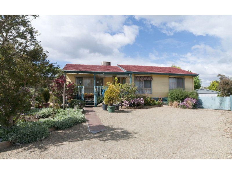 21 Kalimna Street, Mooroolbark VIC 3138