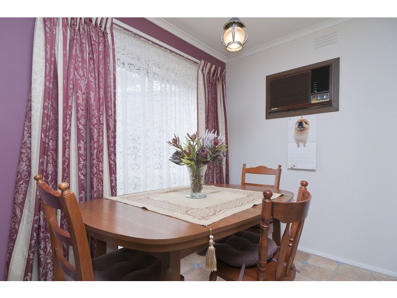 21 Kalimna Street, Mooroolbark VIC 3138
