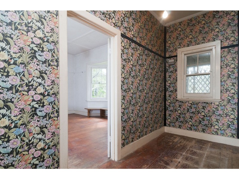 38 Eastfield Road, Croydon South VIC 3136