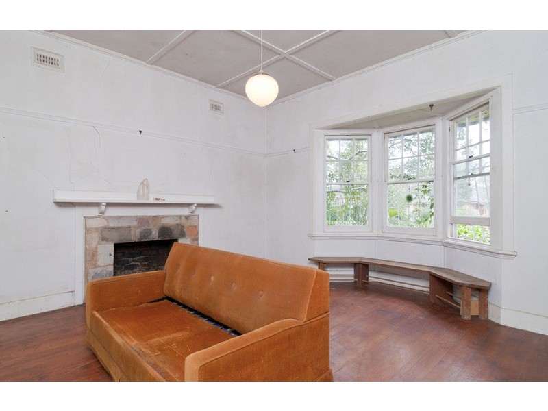 38 Eastfield Road, Croydon South VIC 3136