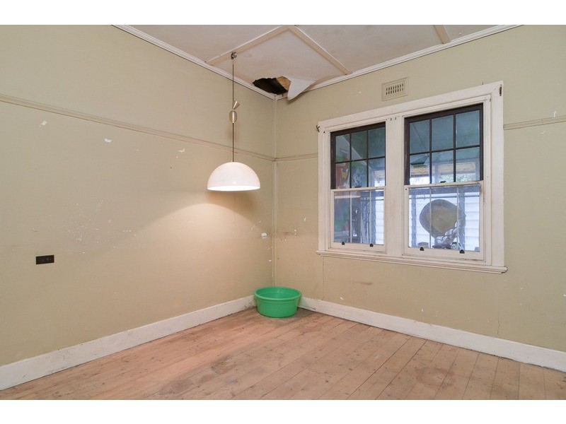 38 Eastfield Road, Croydon South VIC 3136