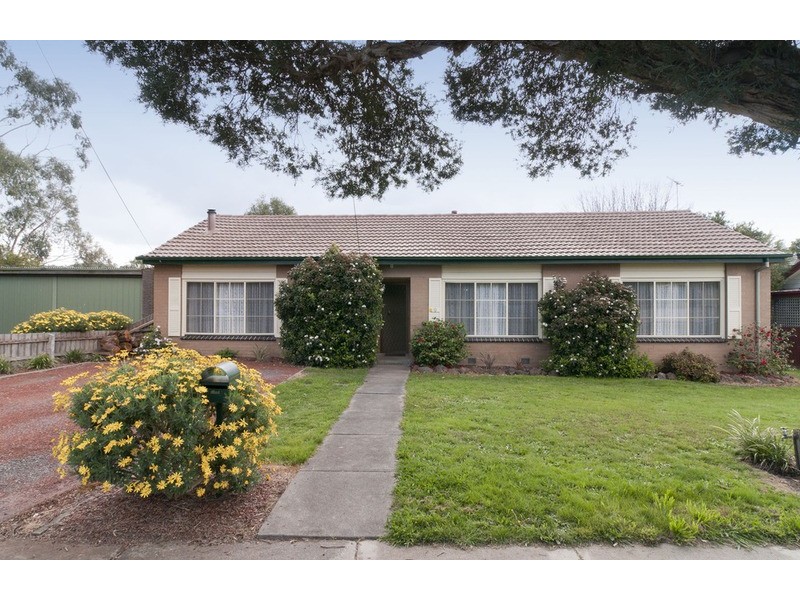 9 Karingal Street, Croydon North VIC 3136