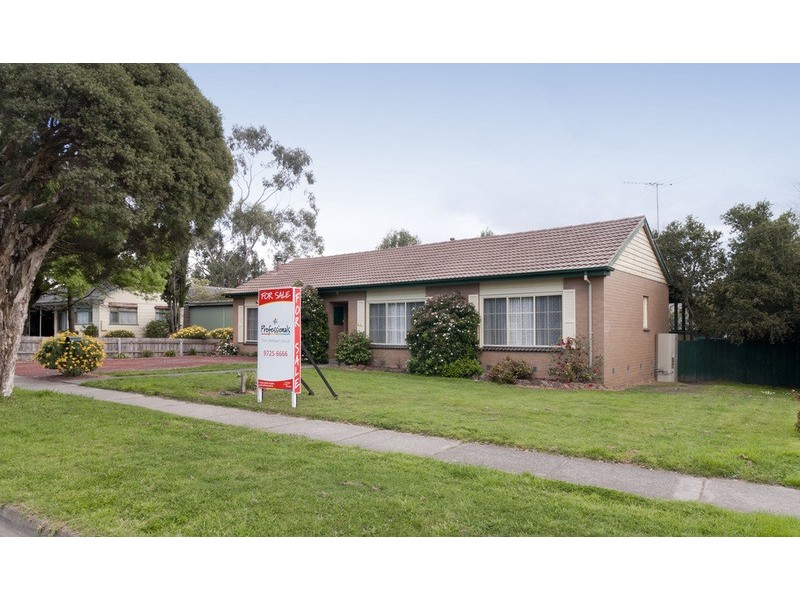 9 Karingal Street, Croydon North VIC 3136