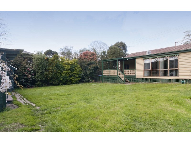 9 Karingal Street, Croydon North VIC 3136