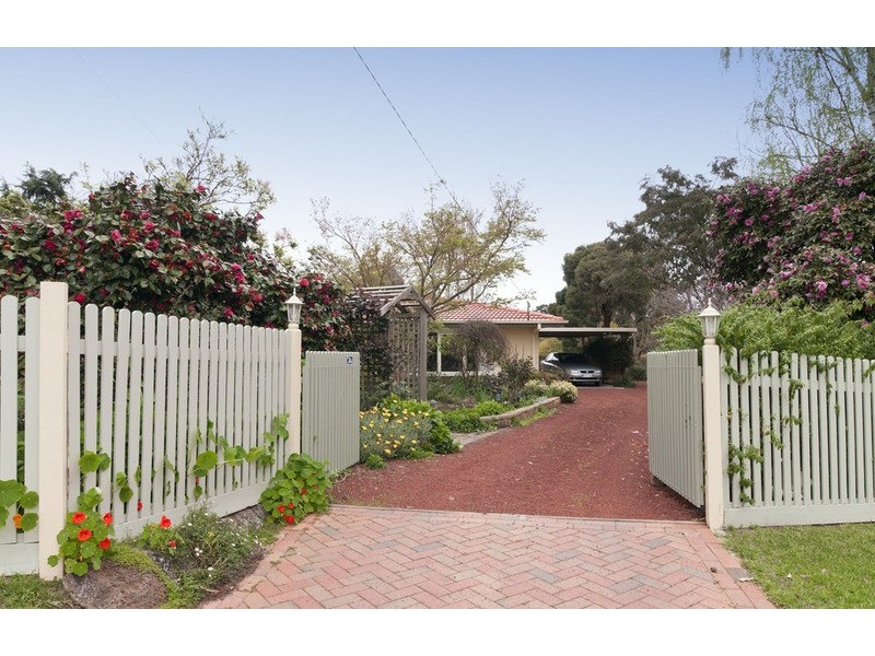 4 Thorpe Street, Lilydale VIC 3140