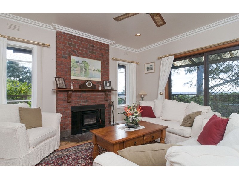 23 Ash Grove, Montrose VIC 3765