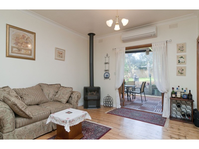 23 Ash Grove, Montrose VIC 3765