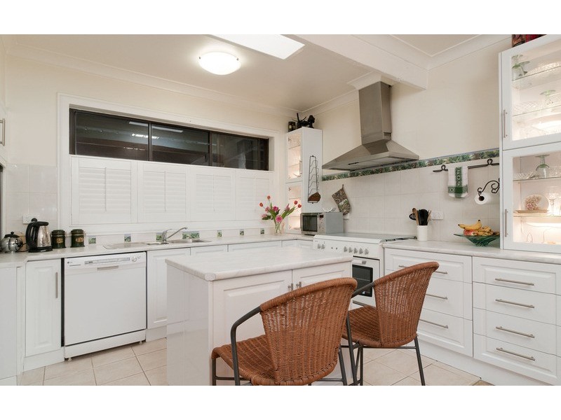 23 Ash Grove, Montrose VIC 3765