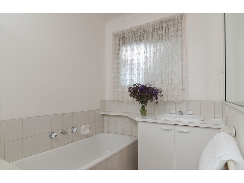 6/200 Hull Road, Mooroolbark VIC 3138