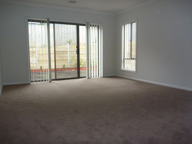 6A Saxon Drive, Mooroolbark VIC 3138