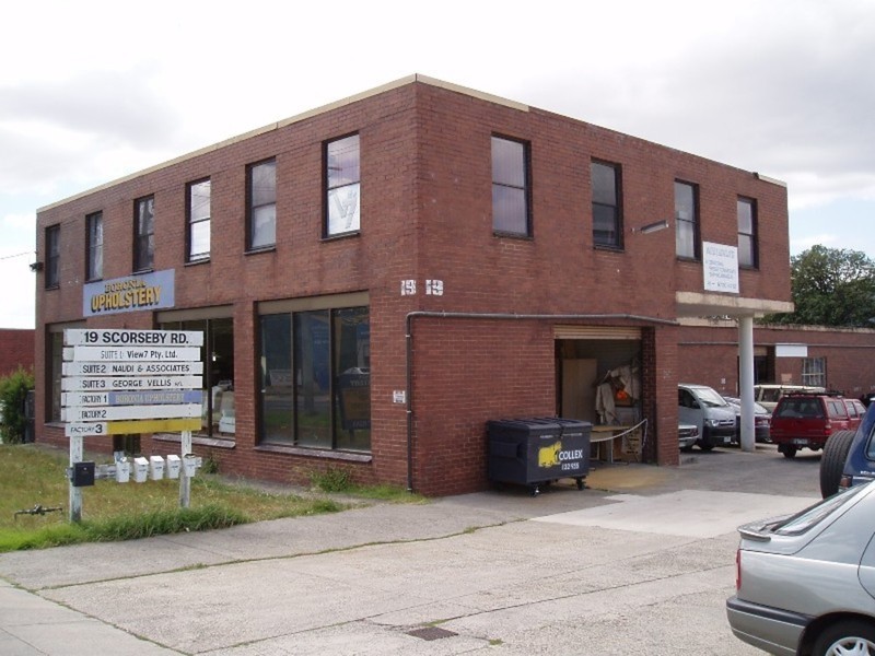 2/19 Scoresby Road, Bayswater VIC 3153