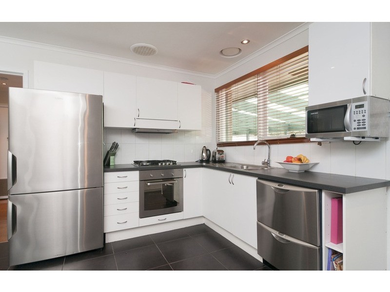 1/111 Cambridge Road, Mooroolbark VIC 3138