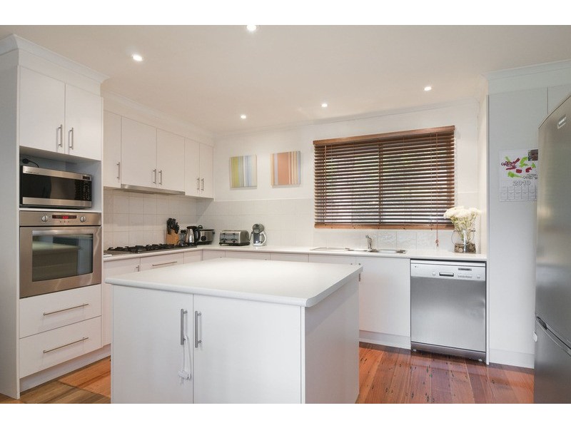 40 Croydondale Drive, Mooroolbark VIC 3138