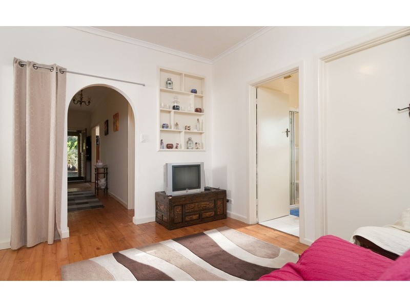 1/19 Laird Street, Croydon VIC 3136