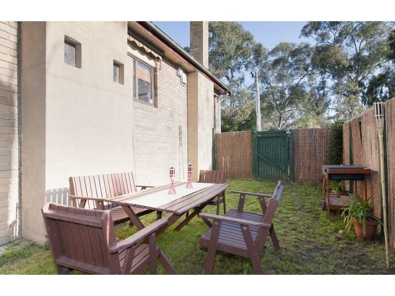 1/19 Laird Street, Croydon VIC 3136