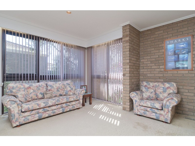 11 Barina Avenue, Mooroolbark VIC 3138