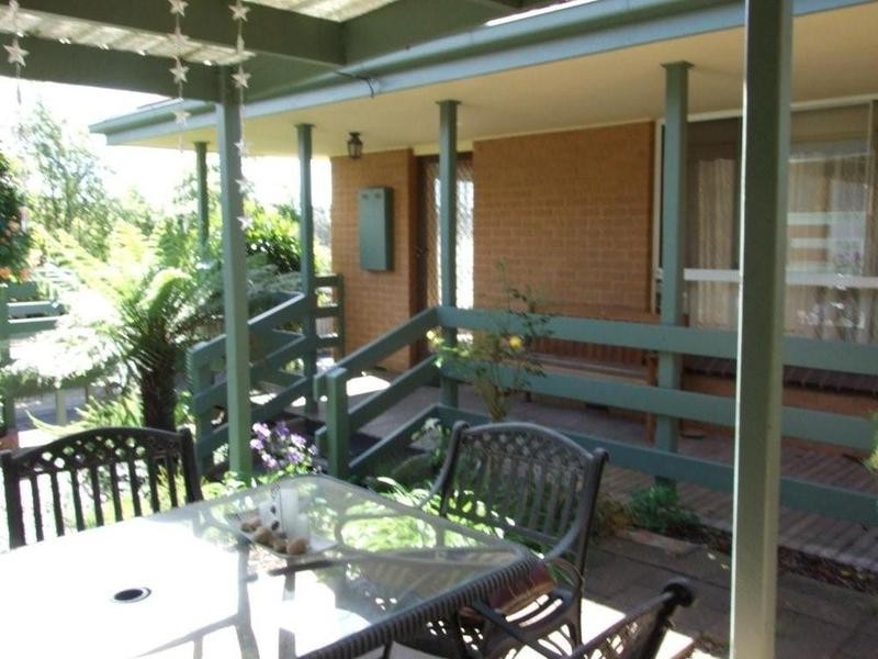 Rear/21 Marlow Street, Mooroolbark VIC 3138