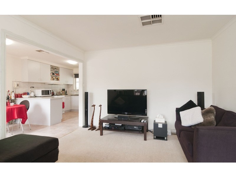 18 Blackburn Road, Mooroolbark VIC 3138