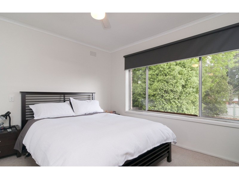 18 Blackburn Road, Mooroolbark VIC 3138