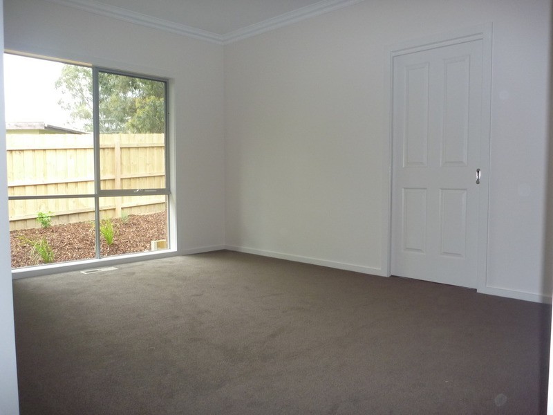 2/30 Andrew Street, Mooroolbark VIC 3138