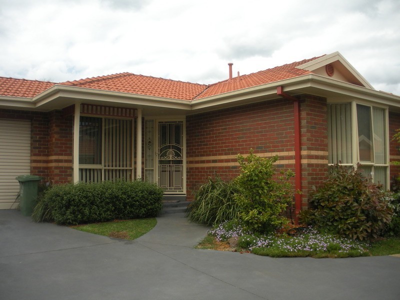 3/6 Devenish Avenue, Montrose VIC 3765