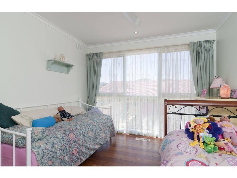 3 Nuraylia Avenue, Croydon VIC 3136