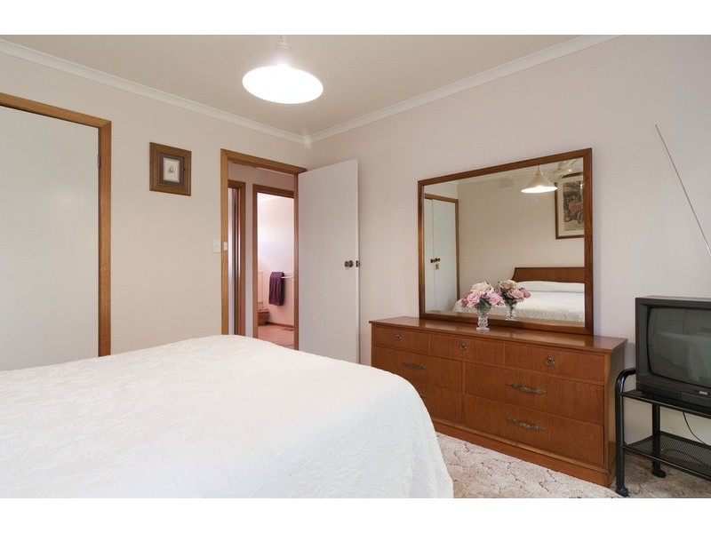 10 Rachael Drive, Mooroolbark VIC 3138