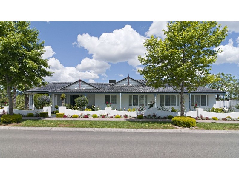 5 Oxley Court, Chirnside Park VIC 3116