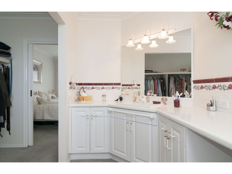 5 Oxley Court, Chirnside Park VIC 3116