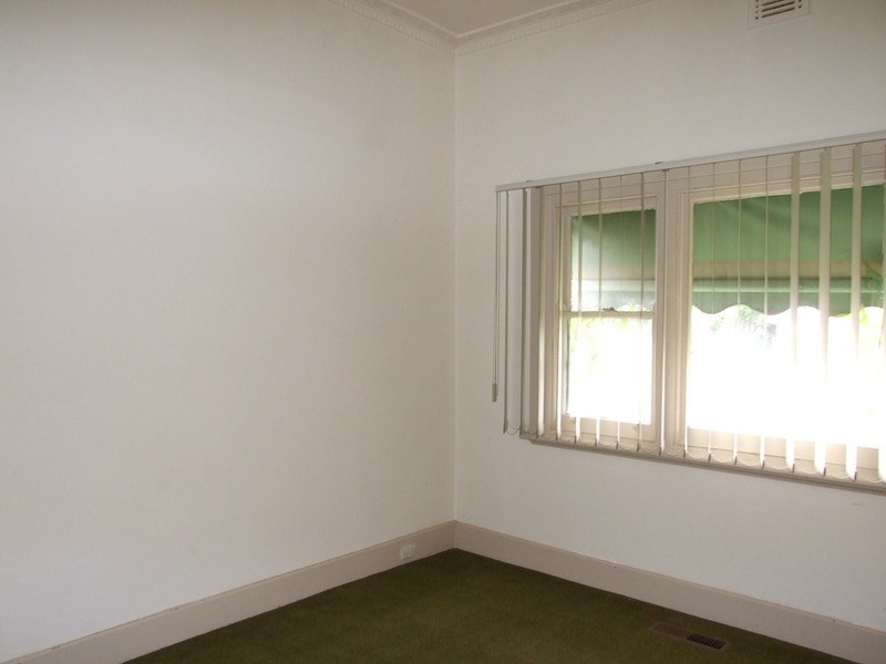 4 Cullis Parade, Bayswater VIC 3153