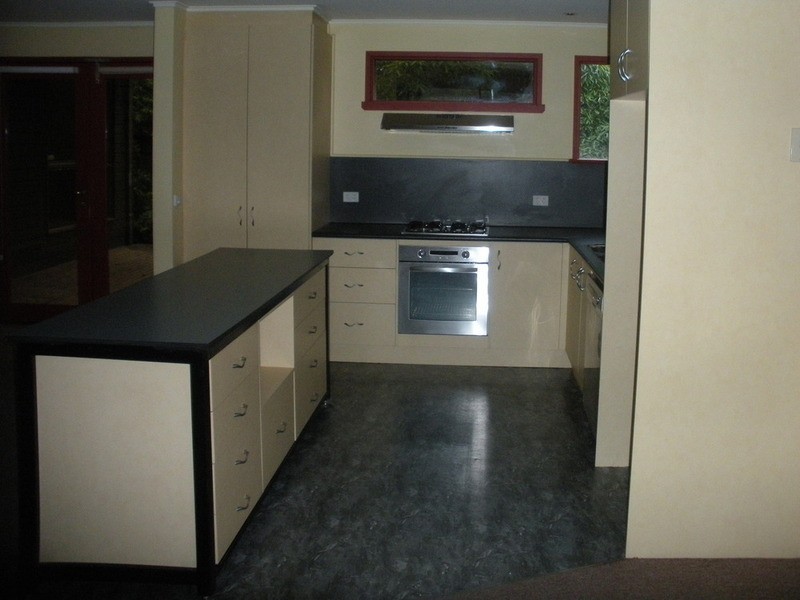 2/7 Central Avenue, Mooroolbark VIC 3138