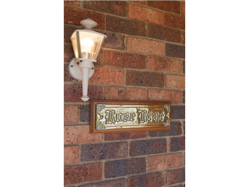 17 Great Oak Court, Mooroolbark VIC 3138