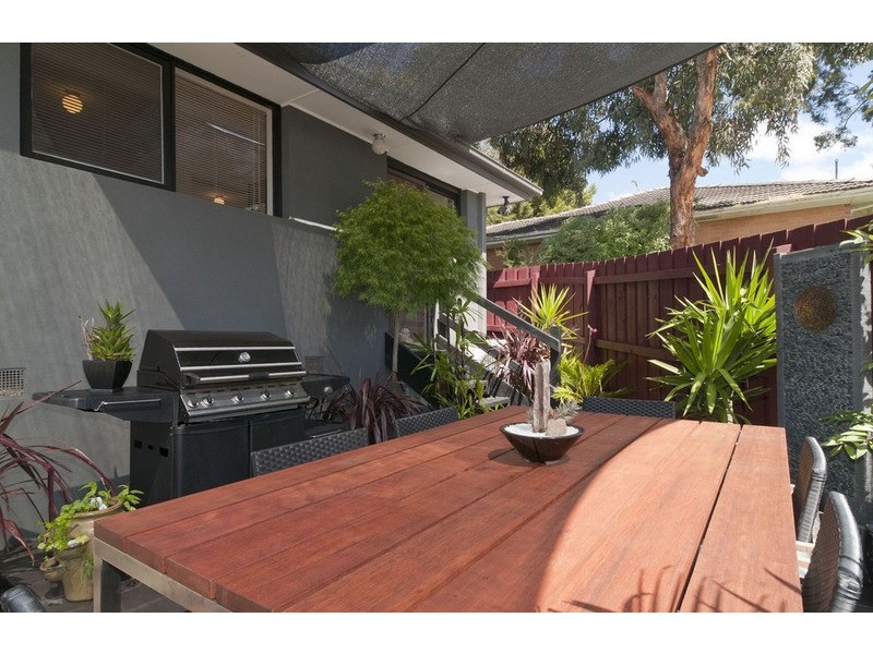 5 Uralla Court, Mooroolbark VIC 3138