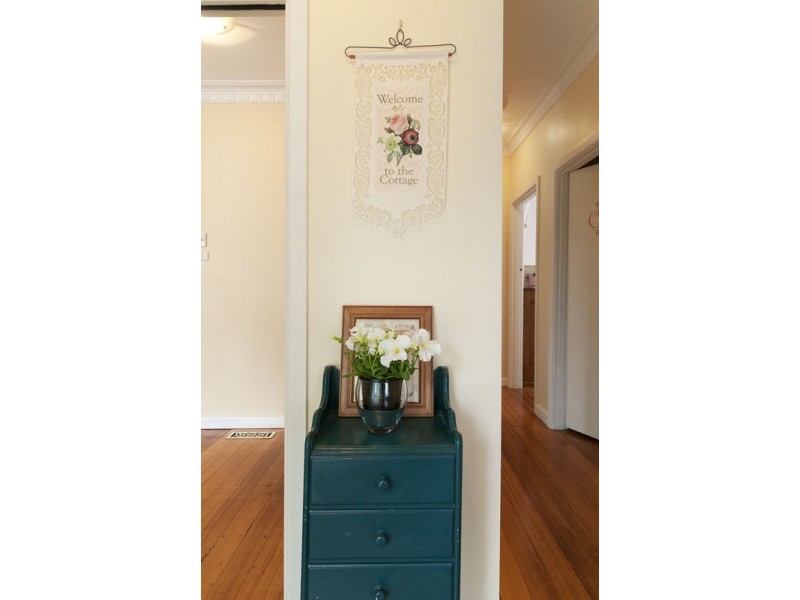 32 Pascoe Avenue, Croydon VIC 3136