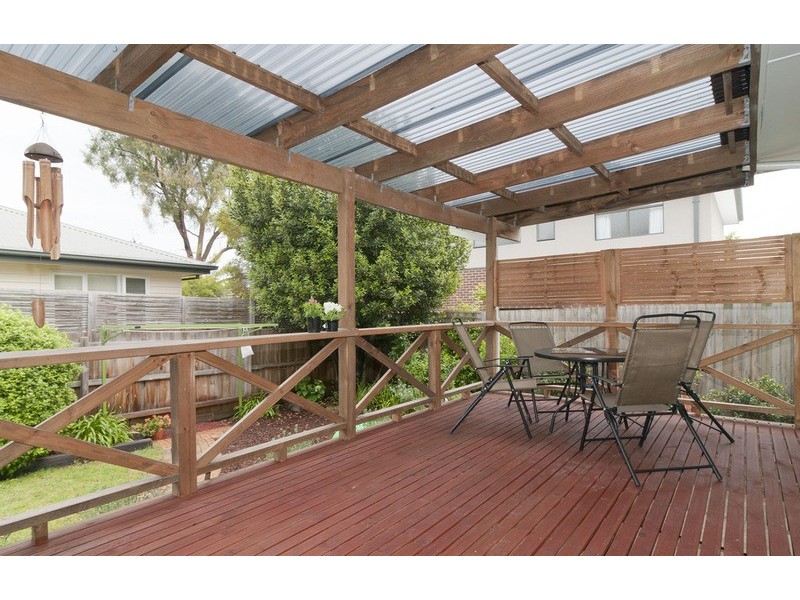 32 Pascoe Avenue, Croydon VIC 3136