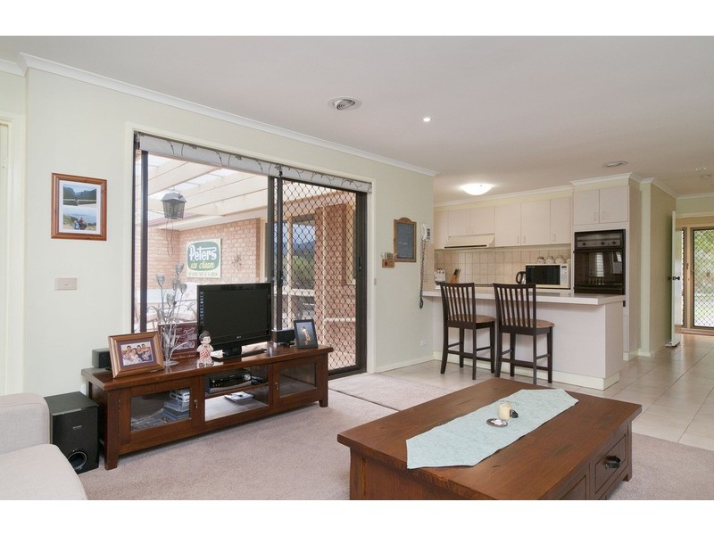 3 Summerhill Park Drive, Mooroolbark VIC 3138