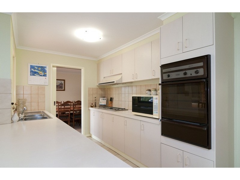3 Summerhill Park Drive, Mooroolbark VIC 3138