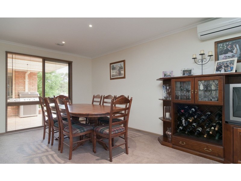 3 Summerhill Park Drive, Mooroolbark VIC 3138