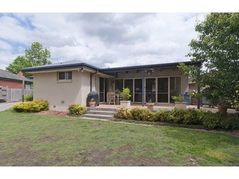 115 Lomond Avenue, Kilsyth VIC 3137