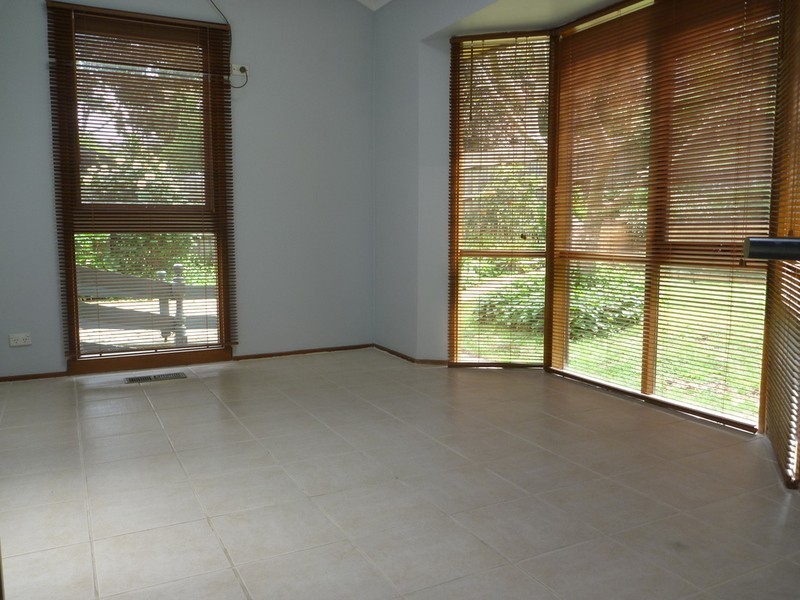 2 Clarendon Court, Mooroolbark VIC 3138