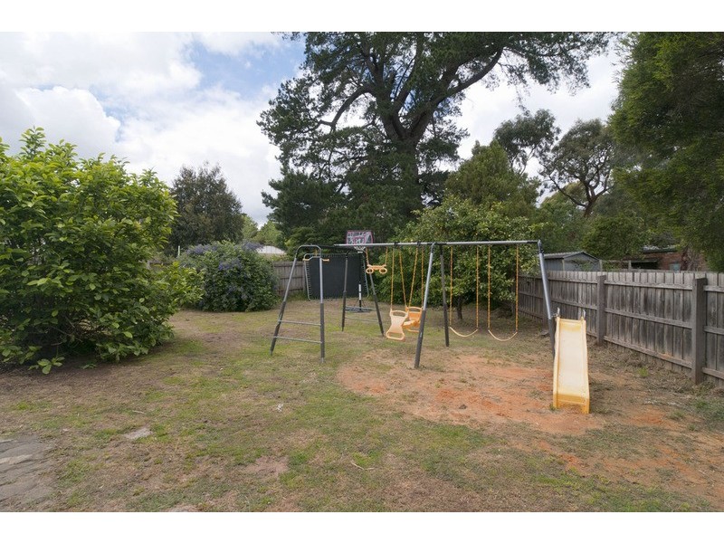 3 Rene Court, Montrose VIC 3765
