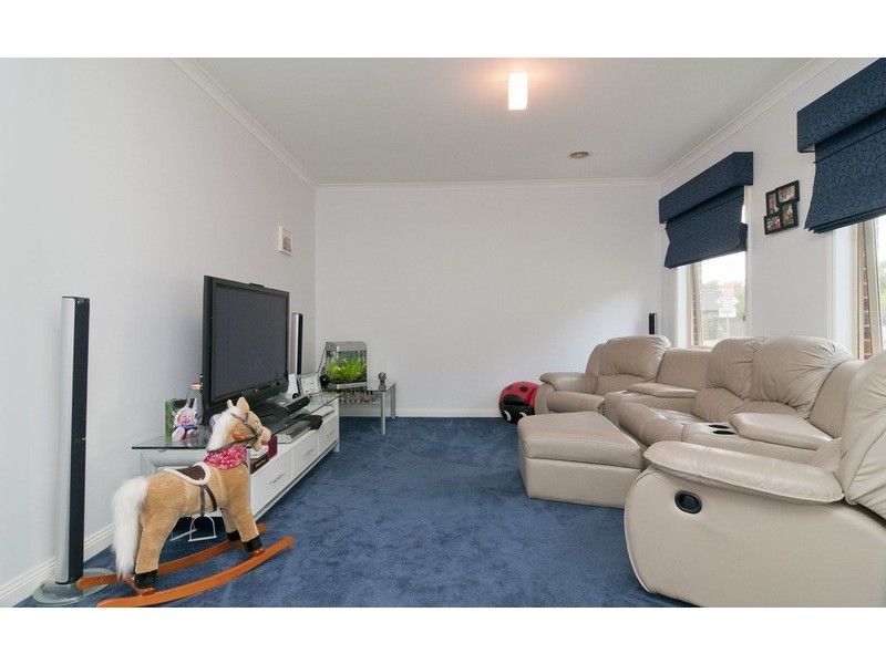 31 Lawson Road, Mooroolbark VIC 3138