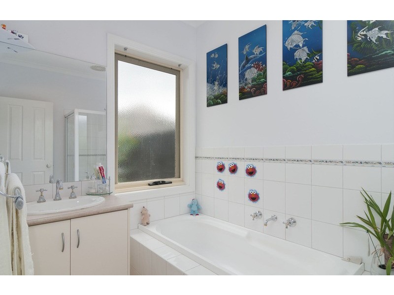 31 Lawson Road, Mooroolbark VIC 3138