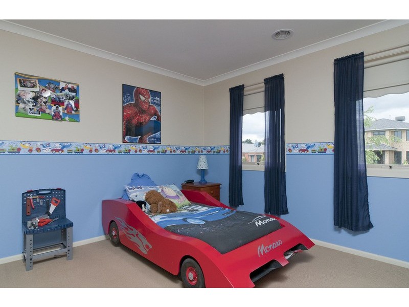 7 Freshfield Avenue, Mooroolbark VIC 3138