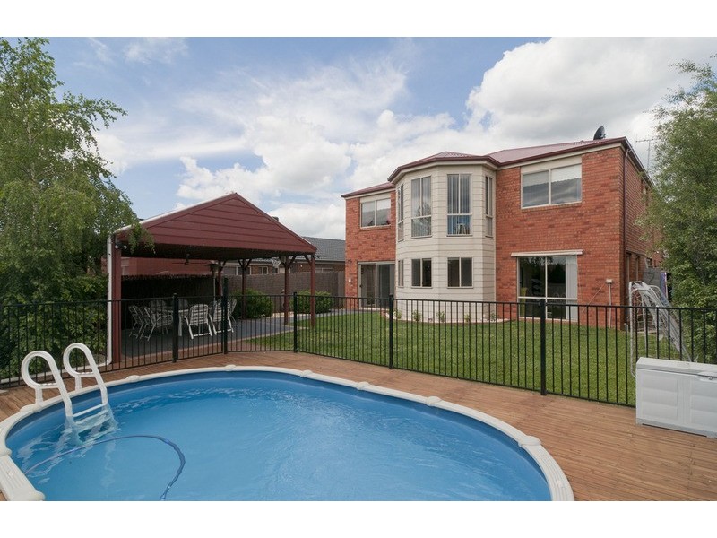 7 Freshfield Avenue, Mooroolbark VIC 3138